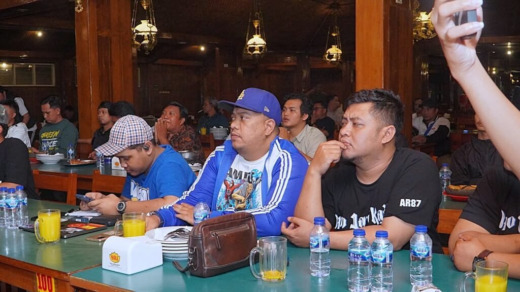 Polda Jatim Pertemukan Bonek dan Aremania Sepakat Damai Jaga Kondusivitas