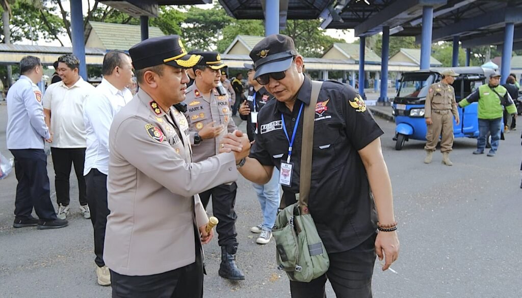 Hadir di Doa Bersama GARDA, Kapolres Kediri Ajak Ojol Perkuat Persatuan Bangsa