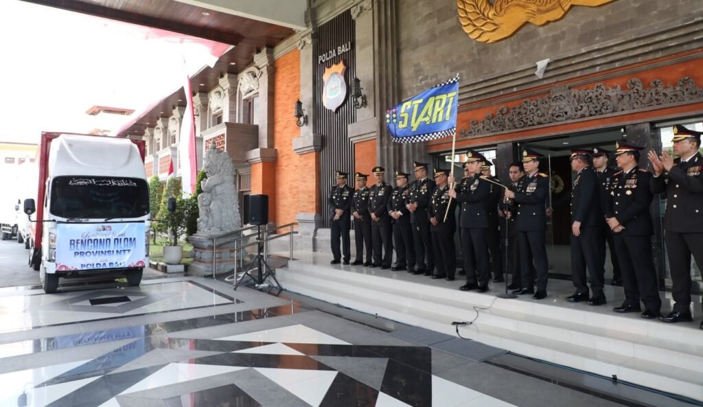 Selain bantuan logistik, Polda Bali juga menyiapkan dukungan lanjutan berupa armada dapur lapangan milik Satbrimob Polda Bali beserta personel. Polda Bali turut menyiapkan personel psikologi untuk memberikan dukungan kepada masyarakat yang terdampak bencana.