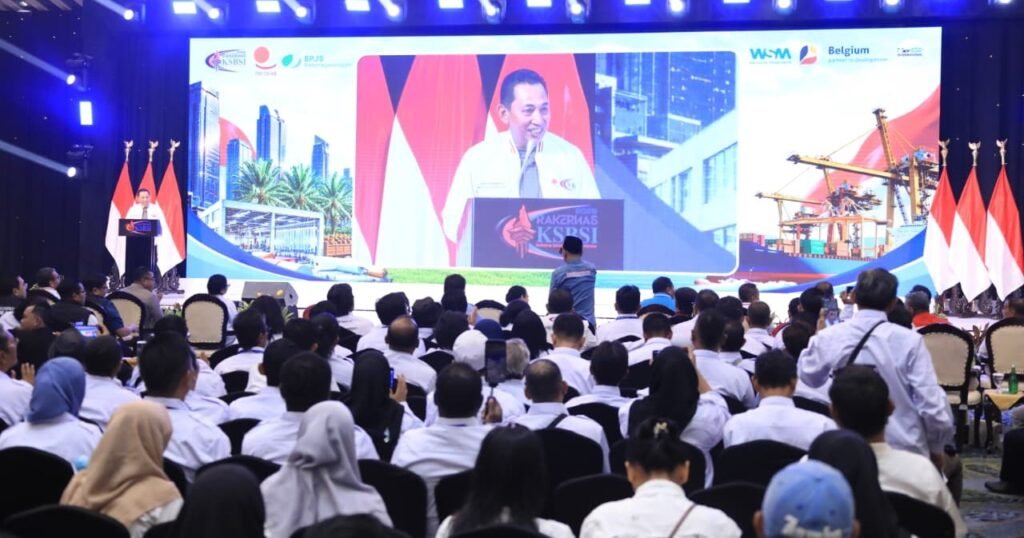 Kapolri Buruh Indonesia Harus Siap Hadapi Perubahan dan Perkuat Daya Saing Global