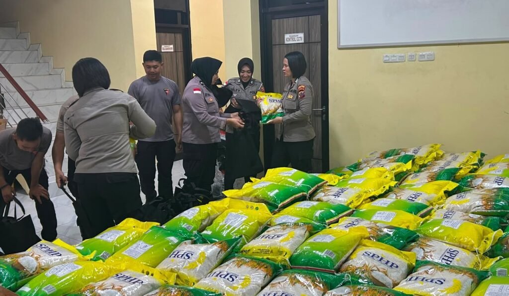 Polri Siapkan 3.500 Paket Sembako, Besok Dikirim ke Nagekeo dan Ngada