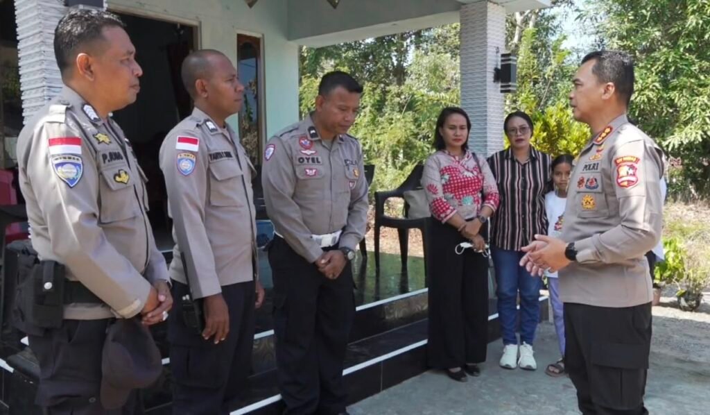 Pesan yang disampaikan bukan sekadar tentang tugas, tetapi juga tentang bagaimana seorang anggota Polri harus tetap hadir untuk masyarakat, sembari saling menguatkan di tengah kondisi yang tidak mudah