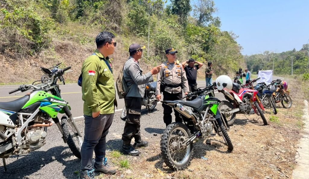 Kapolsek Bantur AKP Ahmad Taufik Syafiudin menjelaskan bahwa penyisiran dan pemetaan difokuskan pada area hutan dan lahan BKPH Sengguruh yang berbatasan langsung dengan pemukiman serta perladangan warga di tiga desa, yakni Desa Srigonco, Desa Sumberbening, dan Desa Bandungrejo