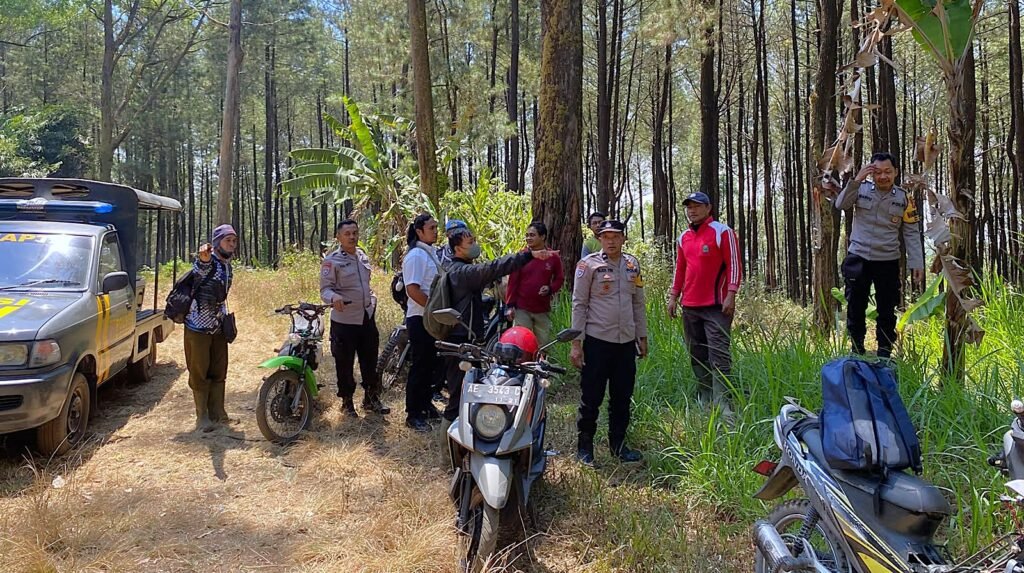 Sinergi Polres Ngawi dan Tim Gabungan Berhasil Padamkan Karhutla Lawu Utara