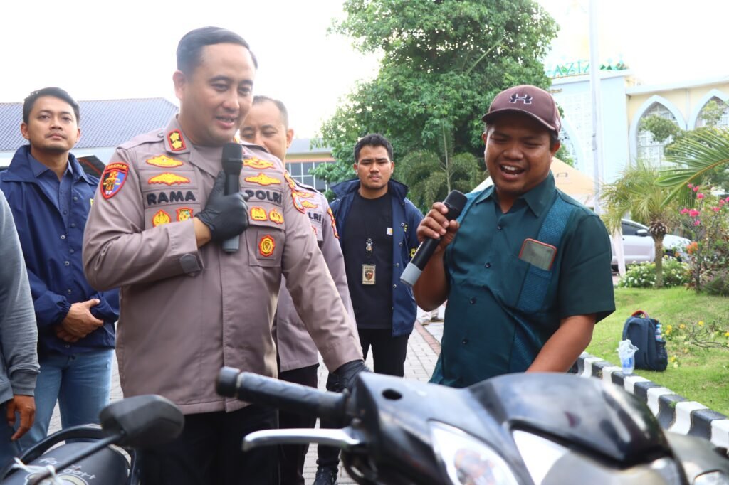 Kapolres Gresik Kembalikan Motor Korban Curanmor, Dua Residivis Diberi Tindakan Tegas Terukur