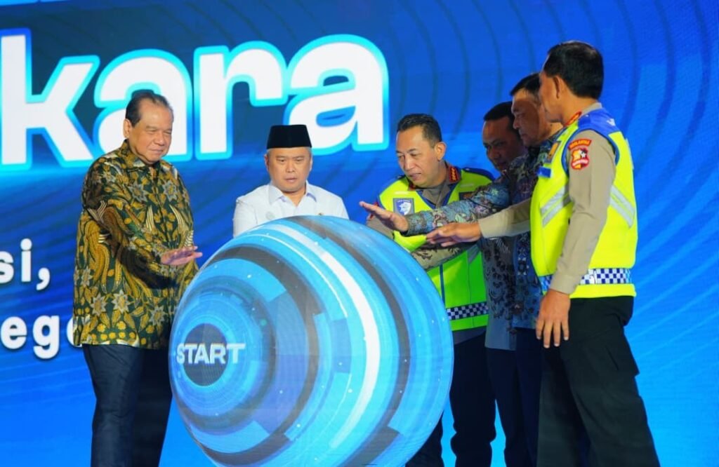 Kapolri Luncurkan STNK Digital dan Pembayaran Tilang Terintegrasi