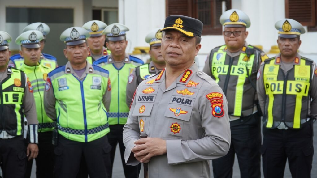 Tilang Manual Berlaku Lagi di Surabaya, Kapolrestabes Tegaskan Nol Toleransi Pungli