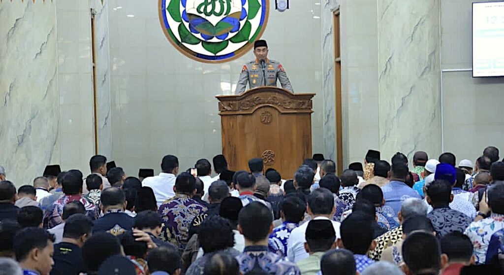 Kapolri Ajak Jamaah Masjid Al-Ikhlas Mabes Polri Jaga Kerendahan Hati dan Perkuat Akhlak