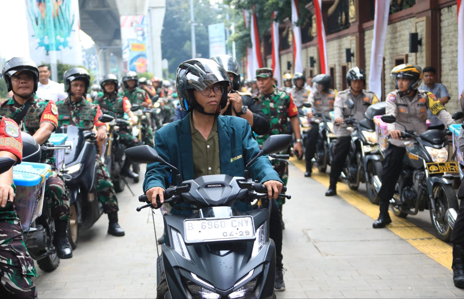 BEM PTNU dan Polri Gelar Bansos di Beberapa Wilayah