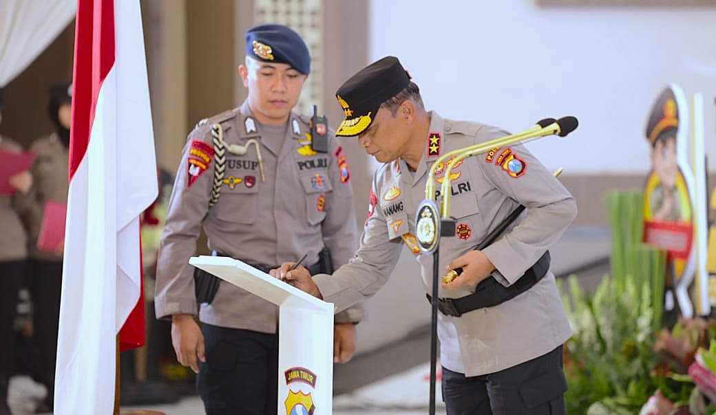 Kapolda Jatim Pimpin Sertijab Dirreskrimum dan Kapolres, Tegaskan Profesionalisme dan Sinergi Jadi Kunci Hadapi Tantangan