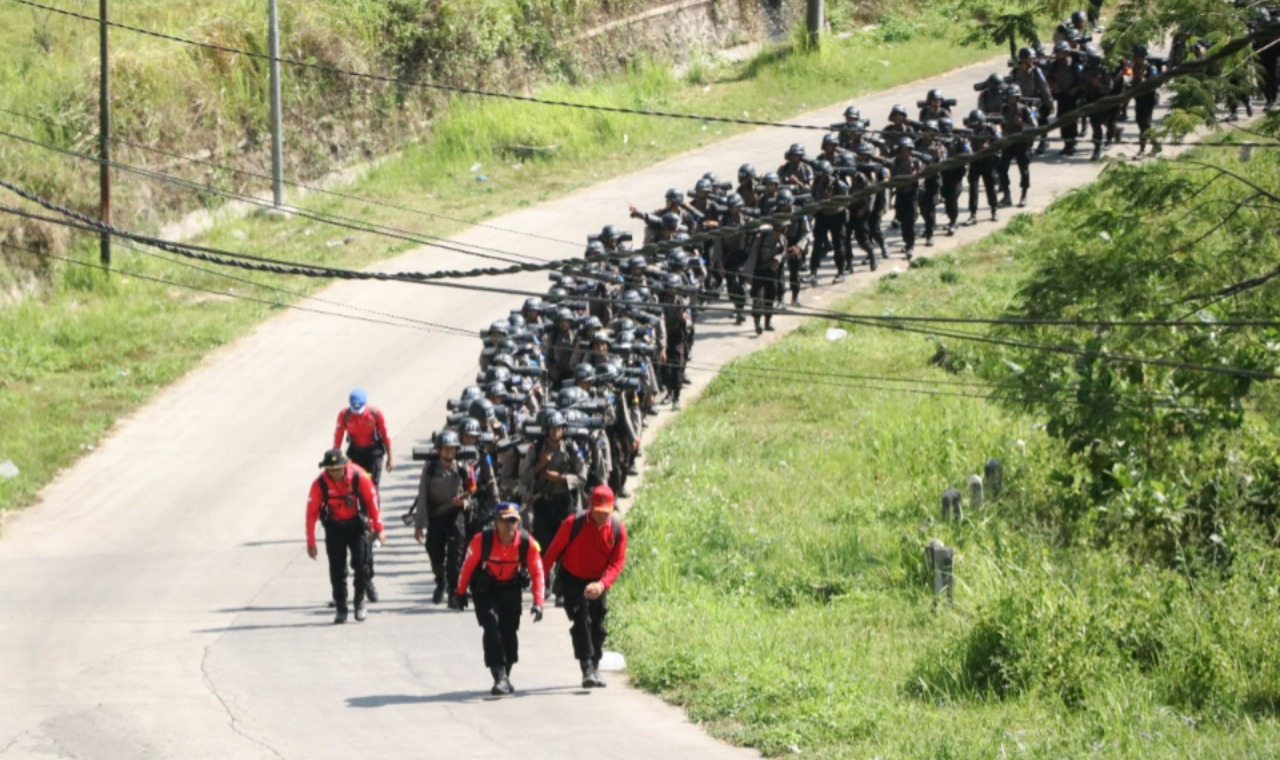 Outbound Tupdasbhara: 247 Siswa Diktukba Polri SPN Polda Jatim Ditempa di Jalur 26 KM