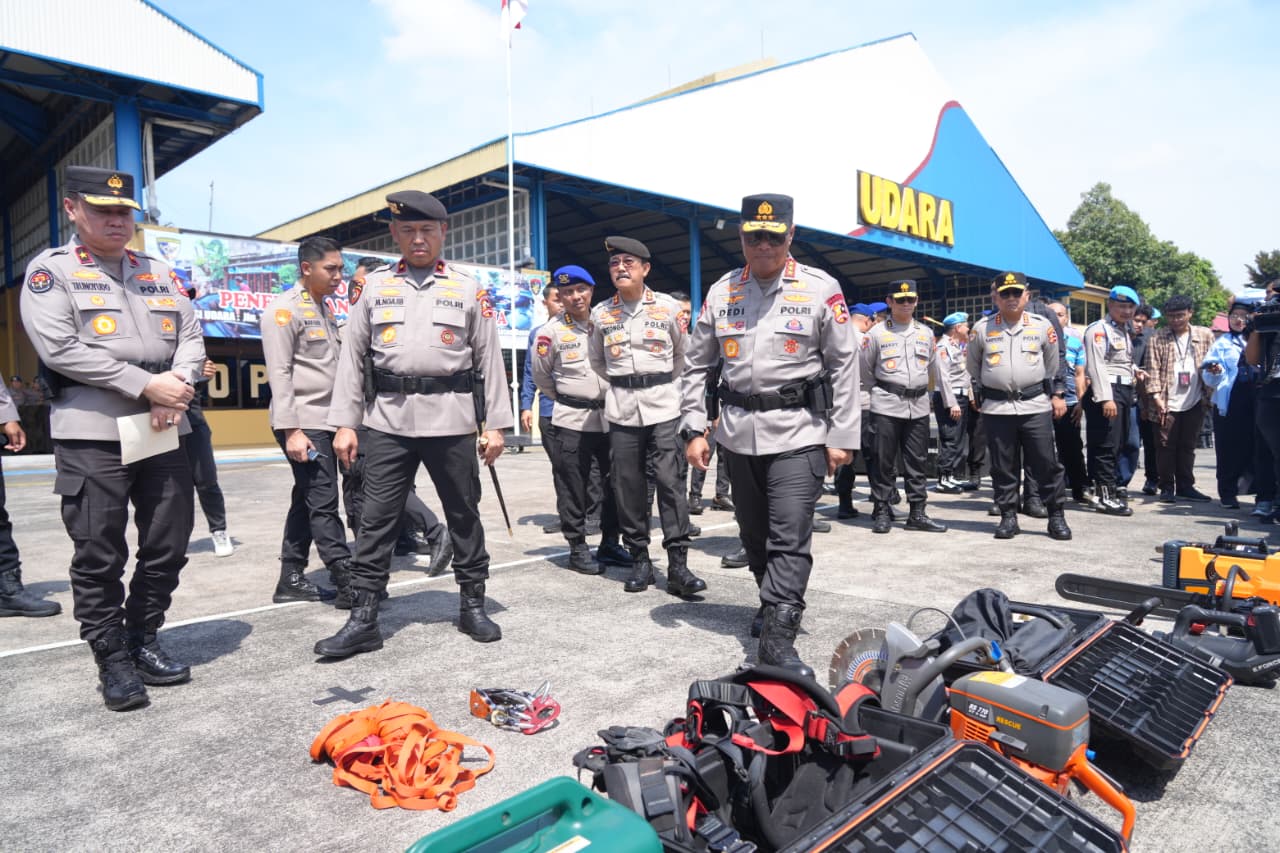 Polri Kerahkan Pasukan ke Aceh, Sumut, dan Sumbar, Dukung Percepatan Penanganan Dampak Bencana