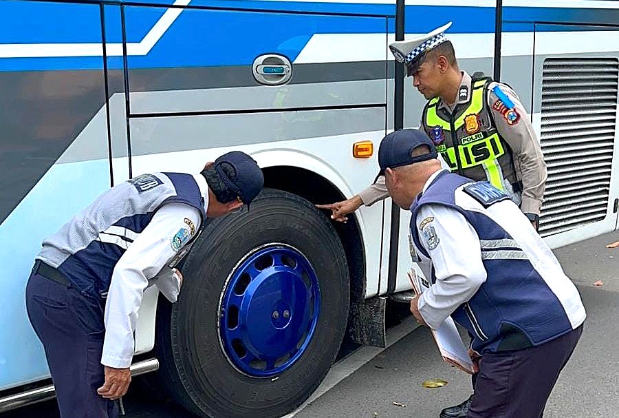 Operasi Keselamatan Semeru 2026 Polres Mojokerto Kota Pastikan Kelaikan Angkutan Umum