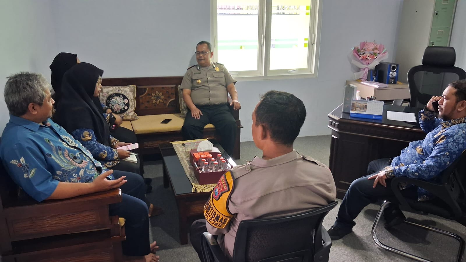 Kapolsek Klojen Sambangi SMPN 2 Malang, Perkuat Sinergi Cegah Kenakalan Remaja dan Jaga Kamtibmas Sejak Dini