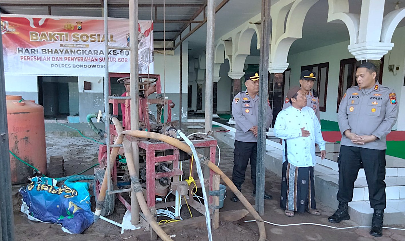 Kado Hari Bhayangkara ke-80, Polres Bondowoso Bangun Sumur Bor untuk Masyarakat di Sekar Putih