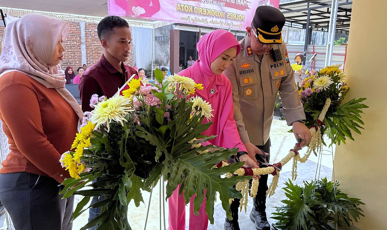 Hari Bhayangkara ke-80, Polres Mojokerto Kota Hadirkan Kebahagiaan Lewat Bedah Rumah Tak Layak Huni