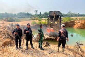 Operasi PETI Kuantan Merah Putih Presisi 2026,Polda Riau 525 Rakit Dimusnahkan di Kuantan Singingi