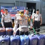 Peringati HUT ke-81 RI, Polres Pasuruan Kota Salurkan Air Bersih untuk Warga Pesisir