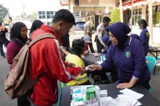 Polresta Malang Kota Gelar Makan Bersama dan Pemeriksaan Kesehatan Gratis, Perkuat Pelayanan untuk Masyarakat