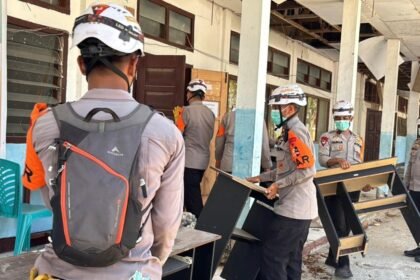 Brimob Hadir di Tengah Pemulihan, Bantu Fasilitas Ibadah dan Pendidikan Pascagempa