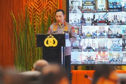 Kapolri Instruksikan Jajaran Siaga Hadapi Dampak Erupsi Gunung Anak Krakatau