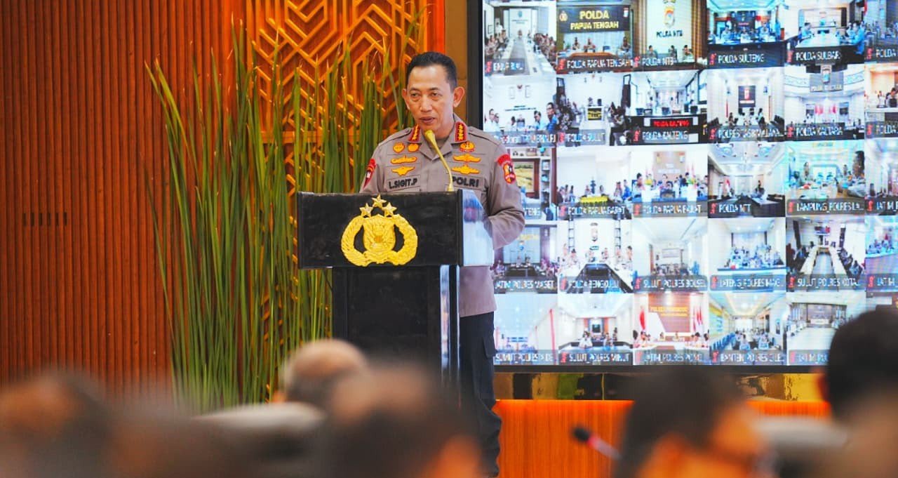 Kapolri Instruksikan Jajaran Siaga Hadapi Dampak Erupsi Gunung Anak Krakatau