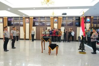 Kapolri Pimpin Upacara Serah Terima Jabatan Sejumlah Pejabat Polri