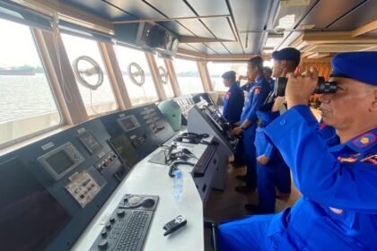 Polri Perkuat Operasi SAR KM Virgo Transport 8, Tiga Kapal Polisi Diberangkatkan