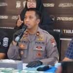 Polres Gresik Sita 10,8 Kg Ganja di Gudang Ekspedisi