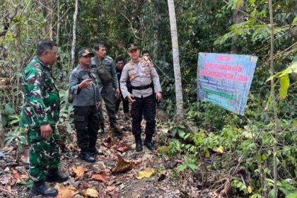 Polres Malang Gencarkan Deteksi Dini Karhutla, Sisir Area BKPH Sengguruh di Bantur