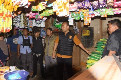 Satgas Pangan Polres Bondowoso Pastikan Harga Beras di Pasar Induk Sesuai HET