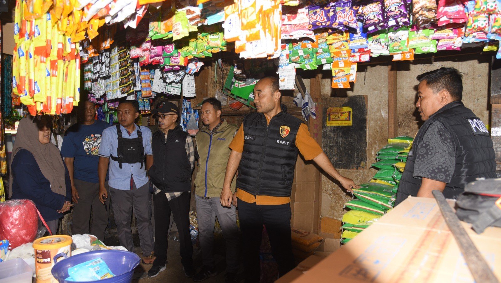 Satgas Pangan Polres Bondowoso Pastikan Harga Beras di Pasar Induk Sesuai HET