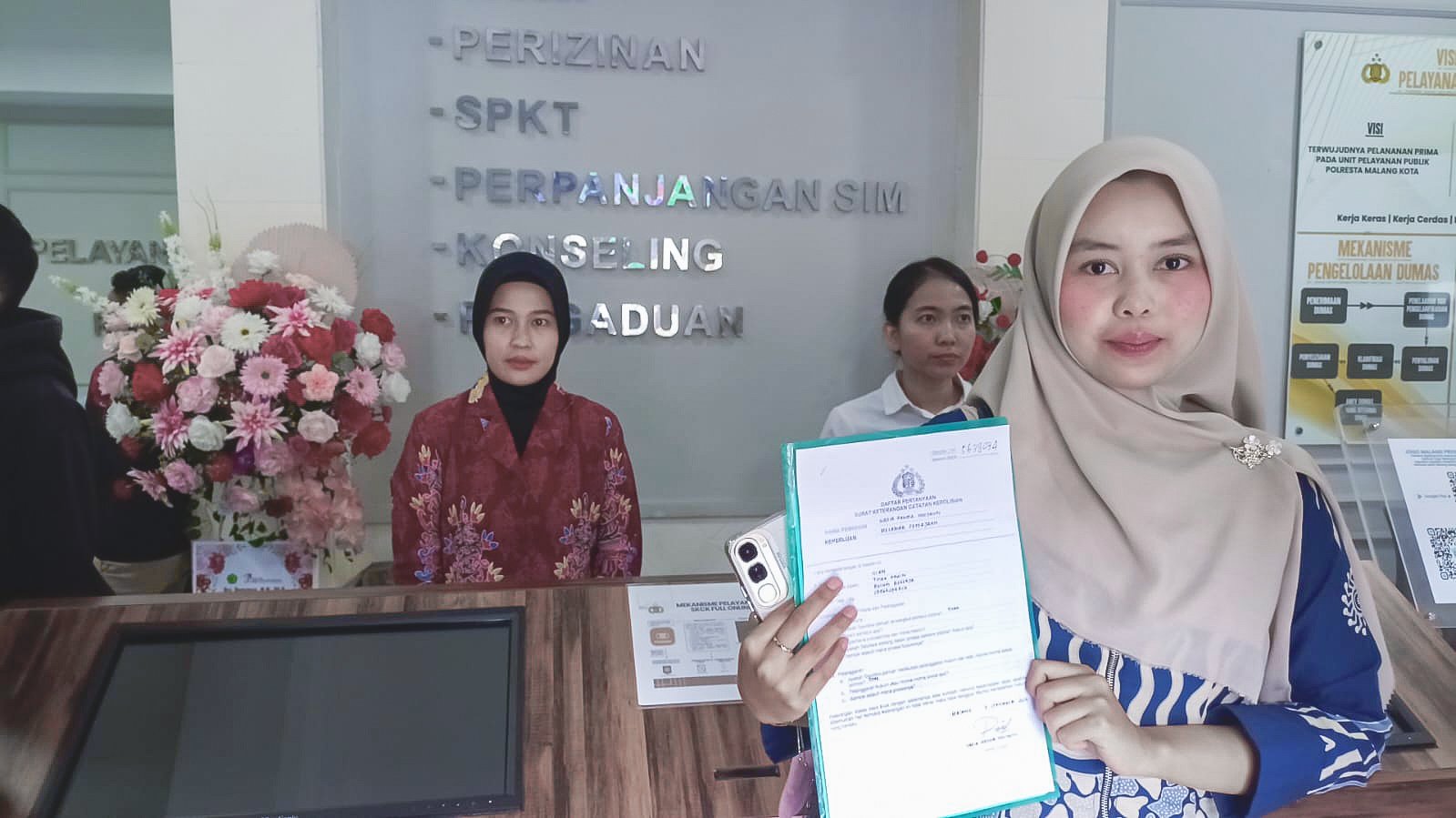 Pemohon dari Kabupaten Malang Turut Menyumbang Padatnya Pelayanan SKCK di Gedung Sarja Arya Racana Polresta Malang Kota