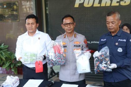 Polres Malang Gagalkan Peredaran 1,1 Kg Sabu dan Ribuan Ekstasi Asal Jakarta