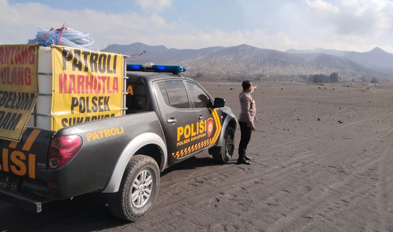 Antisipasi karhutla sekaligus jaga kamtibmas, jajaran Polres Probolinggo intensif patroli rutin di kawasan TNBTS