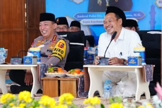 Ngaji Gus Baha Satukan Santri dan Jajaran Polri Se-Indonesia, 42 Ribu Peserta Gaungkan Semangat Kebangsaan