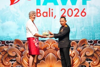 Kapolri berharap polisi wanita dari berbagai negara dapat terus memperkuat kapasitas dan jejaring, sekaligus mengambil peran dalam menghadirkan perubahan yang bermakna.