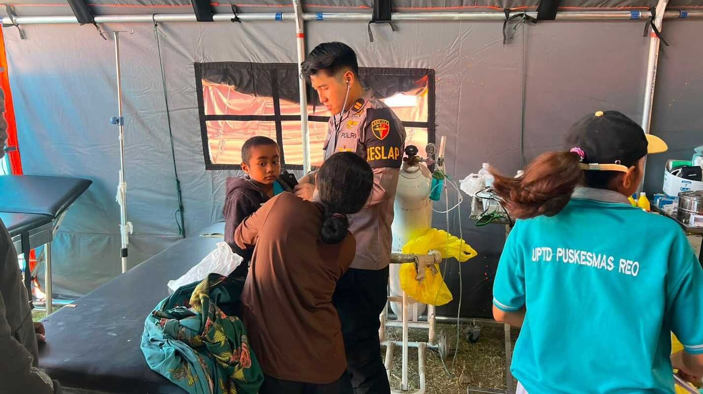 Follow Up Pasien, Tim Kesehatan Korbrimob Pastikan Kondisi Warga Terdampak Gempa Terpantau