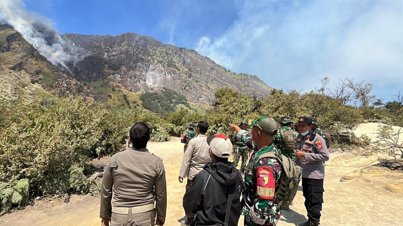 Polresta Banyuwangi dan Tim Gabungan Perketat Pemantauan Cegah Karhutla Bondowoso Meluas ke Gunung Rante
