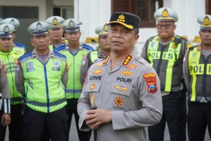 Tilang Manual Berlaku Lagi di Surabaya, Kapolrestabes Tegaskan Nol Toleransi Pungli